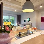 Holiday home Idyllisches-ambiente-am-suedstrand-links *