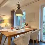 Idyllisches-ambiente-am-suedstrand-links Holiday home *