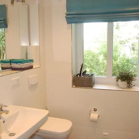 בית נופש Idyllisches-ambiente-am-suedstrand-links