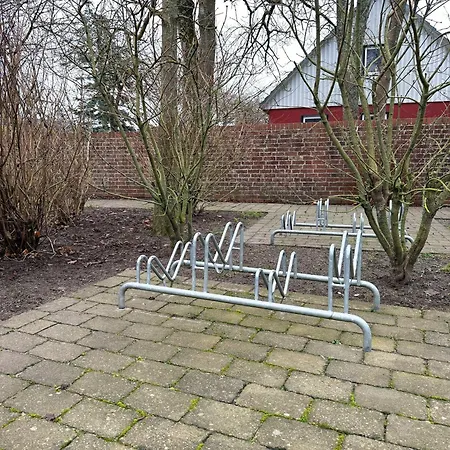 Idyllisches-ambiente-am-suedstrand-links Wyk auf Föhr
